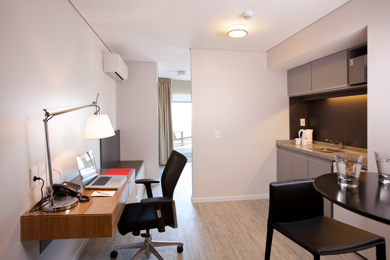 مونتيفيديو Regency Rambla Design Apart Hotel المظهر الخارجي الصورة